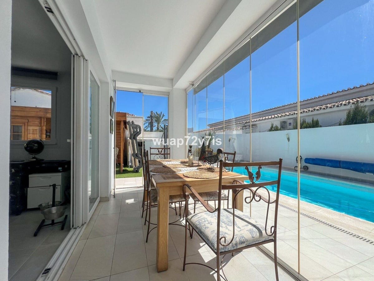 3-slaapkamer villa met zeezicht in Costalita, Estepona in Costalita - foto 18