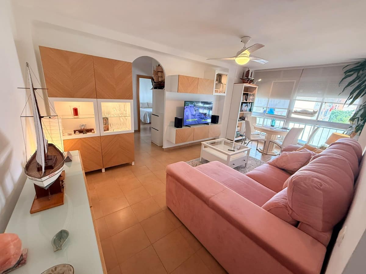 Volledig gerenoveerd 3-slaapkamer appartement in El Calvario, Torremolinos in Torremolinos - foto 9
