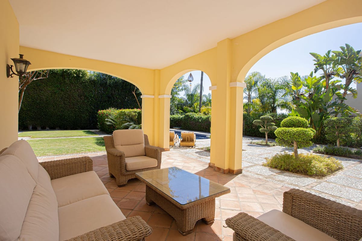 5-slaapkamer villa in El Paraiso in El Paraiso - foto 16