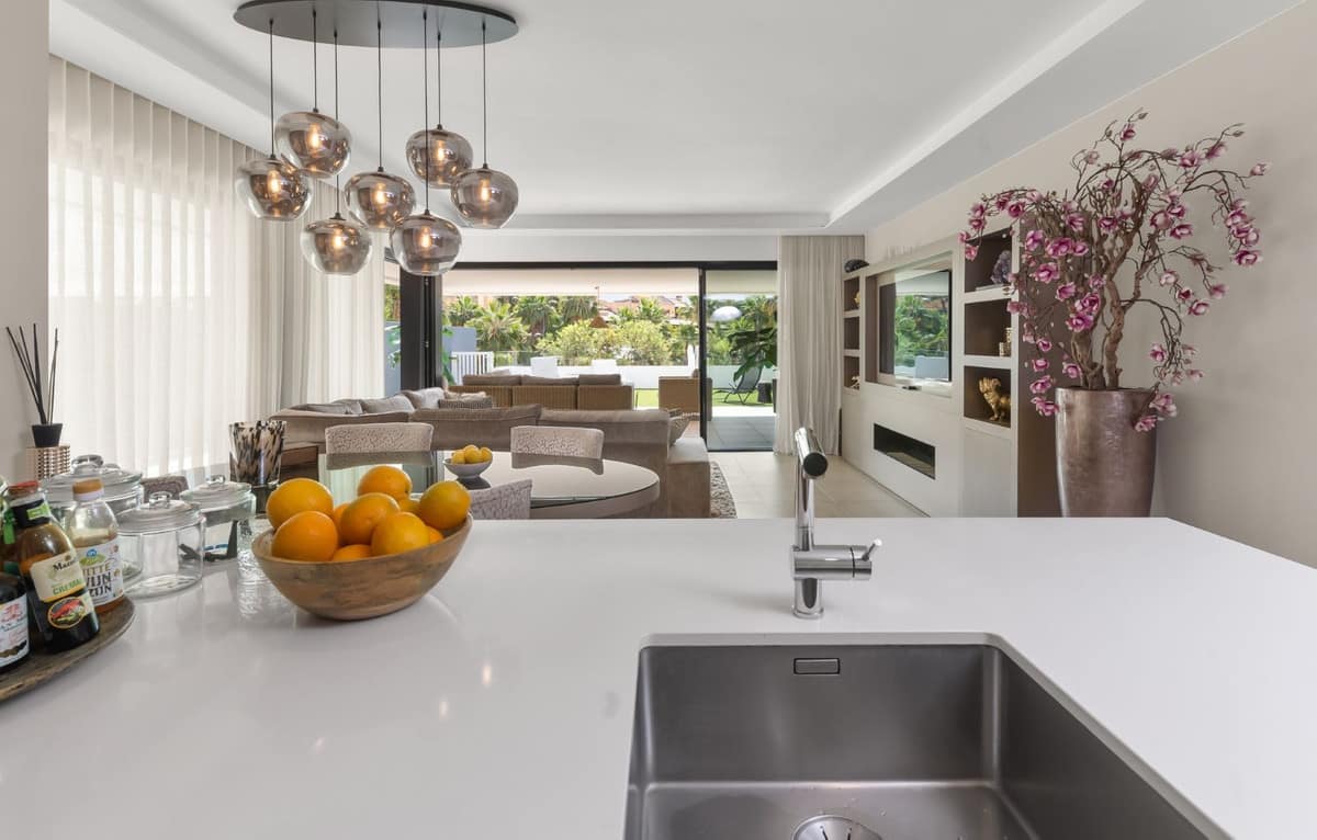 Luxueus 3-slaapkamer tuinappartement in Estepona in Estepona - foto 4