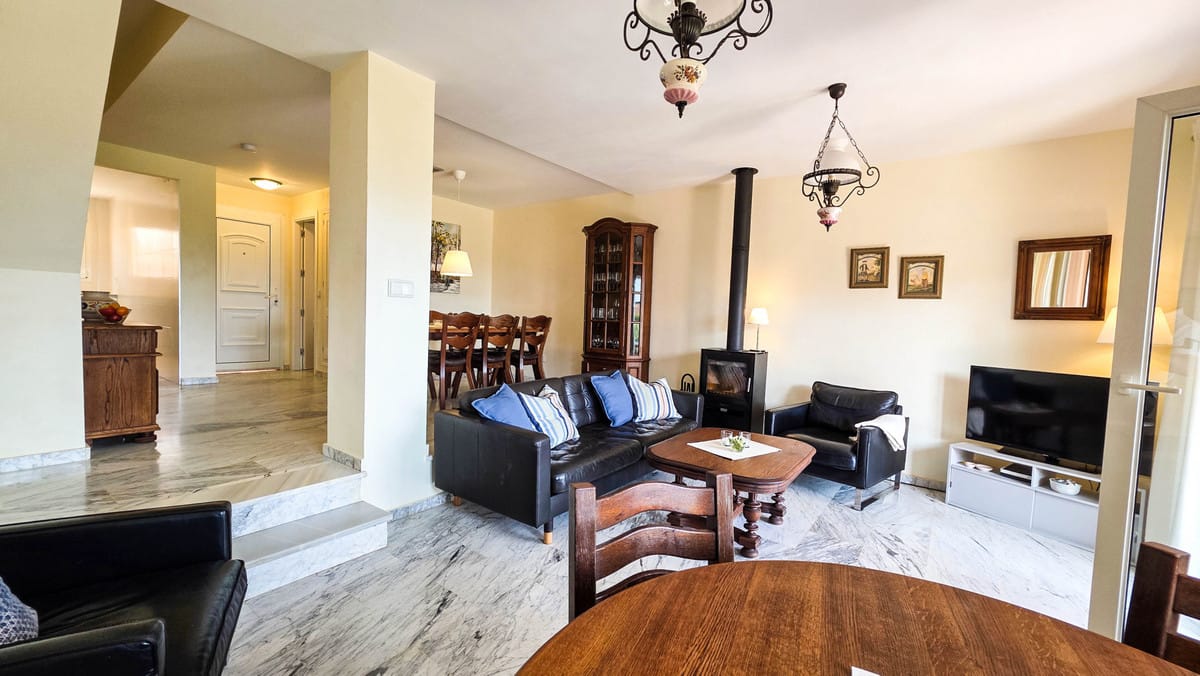 Rijwoning direct aan het strand met privé tuin in Manilva in Manilva - foto 12