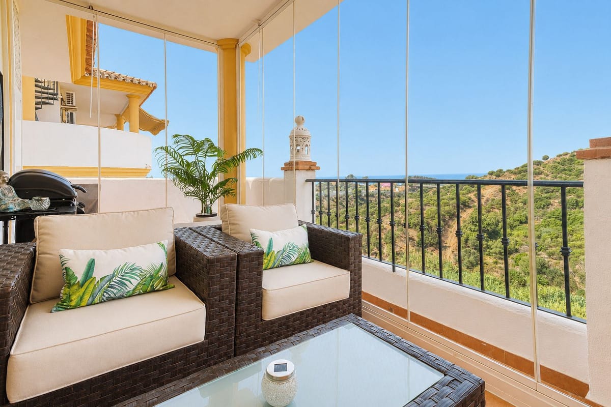 2 bedroom Apartment in Calahonda in Calahonda - foto 5