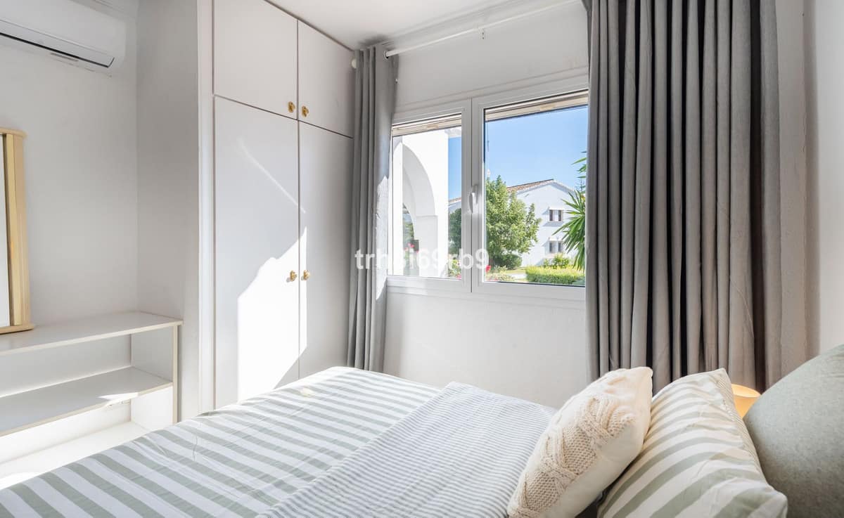 Charmant appartement in Pueblo Cortés del Golf, Benahavís in Benahavís - foto 11