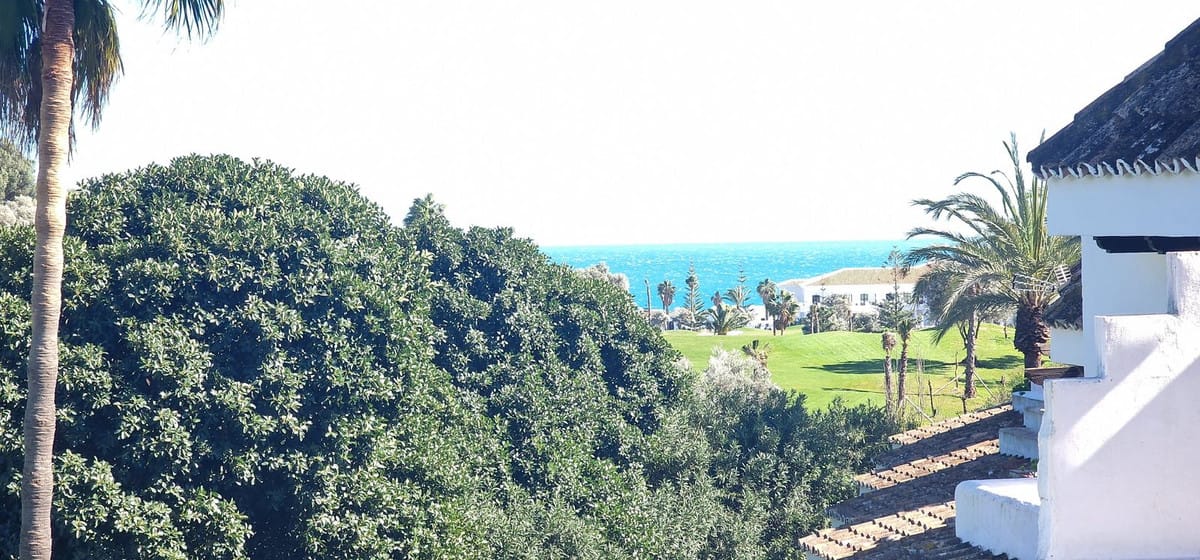 3-slaapkamerwoning aan de frontline golf in La Duquesa in La Duquesa - foto 17