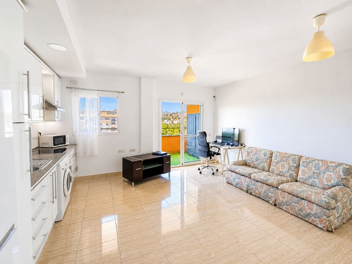 Appartement met 1 slaapkamer, zeezicht en garage in San Luis de Sabinillas in San Luis de Sabinillas - foto 4