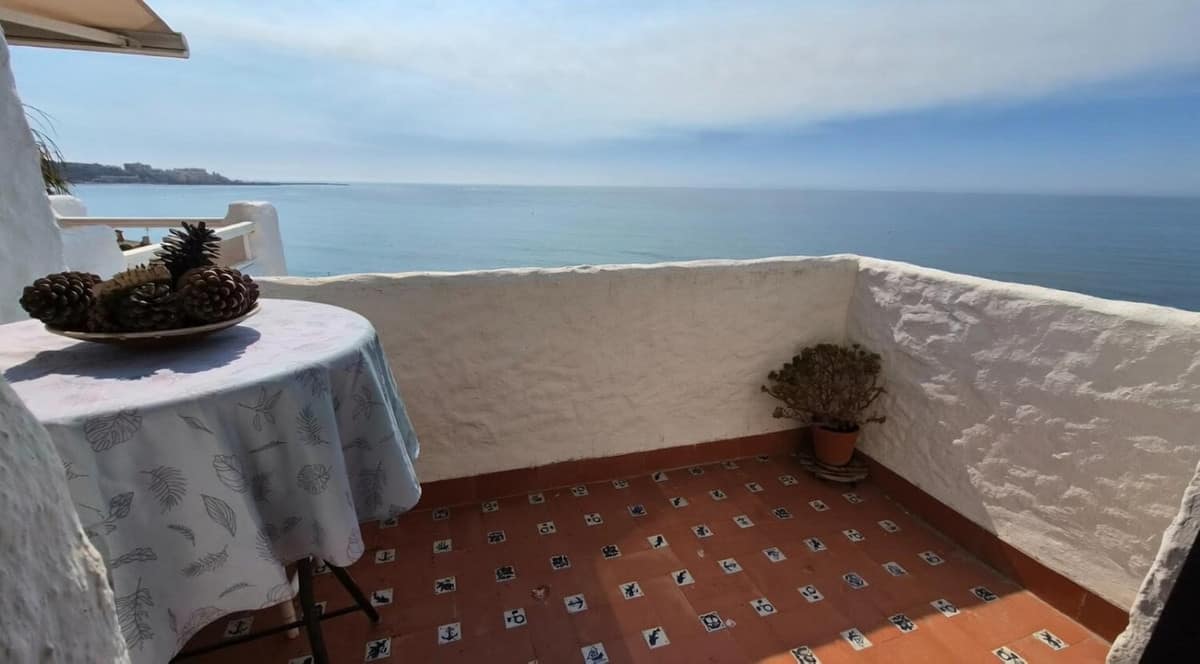 Appartement met 2 slaapkamers aan het strand in Estepona in Estepona - foto 16
