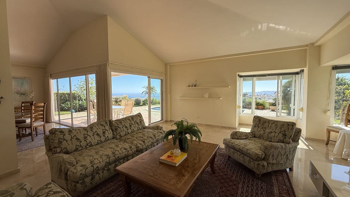 4-slaapkamer villa in Higuerón in Higueron - foto 6