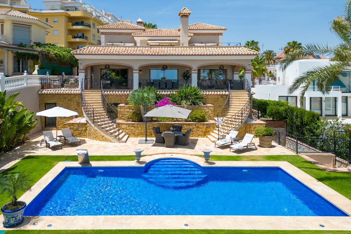Luxe villa met zeezicht en topfaciliteiten op loopafstand van La Cala de Mijas in La Cala de Mijas - foto 3