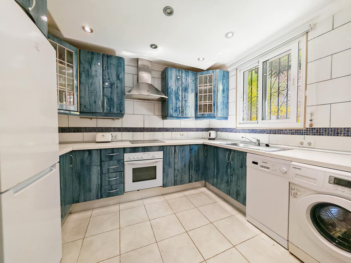 5-slaapkamer Town House te koop in Calahonda, Mijas Costa in Calahonda - foto 5