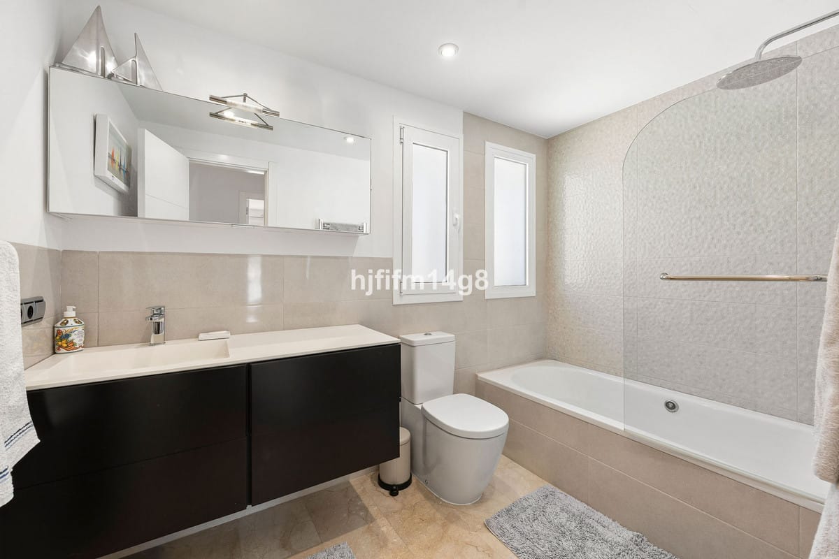 5-slaapkamer villa in Nueva Andalucía in Nueva Andalucía - foto 17