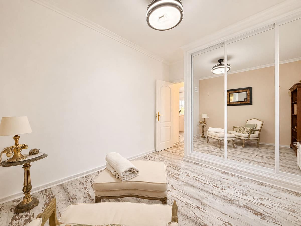 Gelijkvloers appartement met privéterras en tuin aan Estepona Golf in Estepona - foto 18