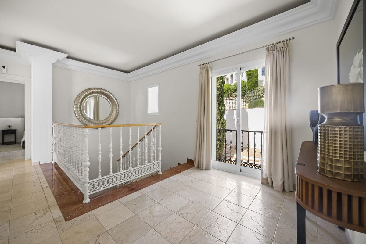 Villa met 8 slaapkamers in Benahavís in Benahavís - foto 14