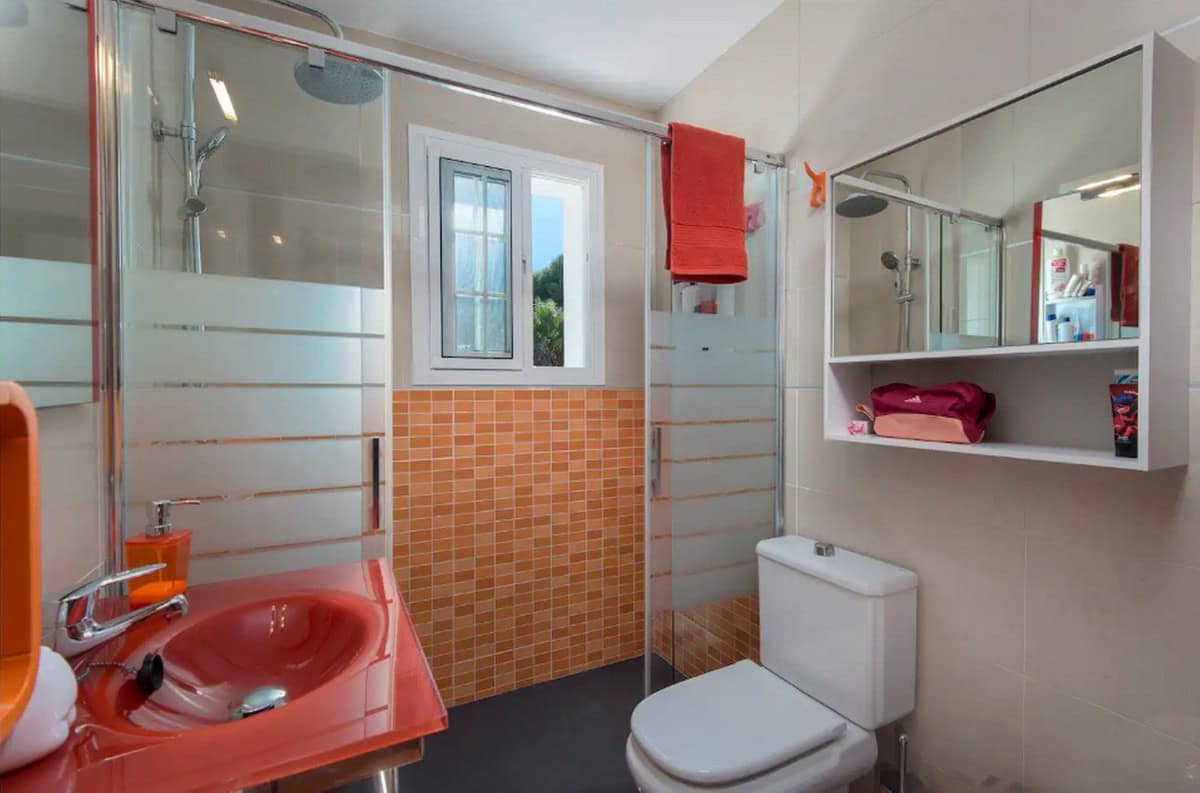 Vrijstaand huis met 5 slaapkamers in Torremolinos in Torremolinos - foto 16