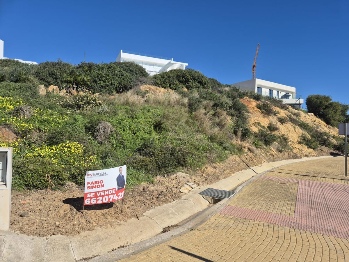 Kavel in Casares met goedgekeurd project in Casares - foto 4