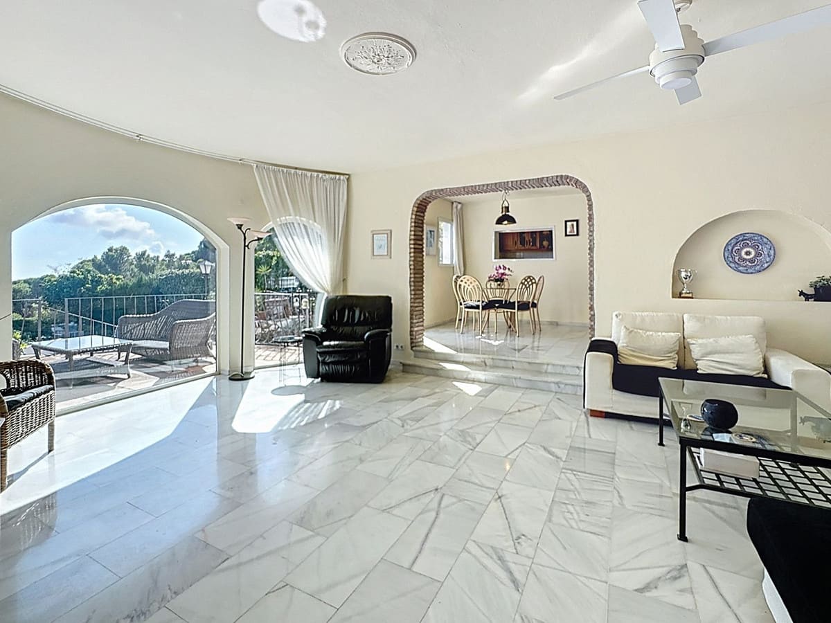 4-slaapkamer villa met panoramisch zeezicht in Mijas in Mijas - foto 5