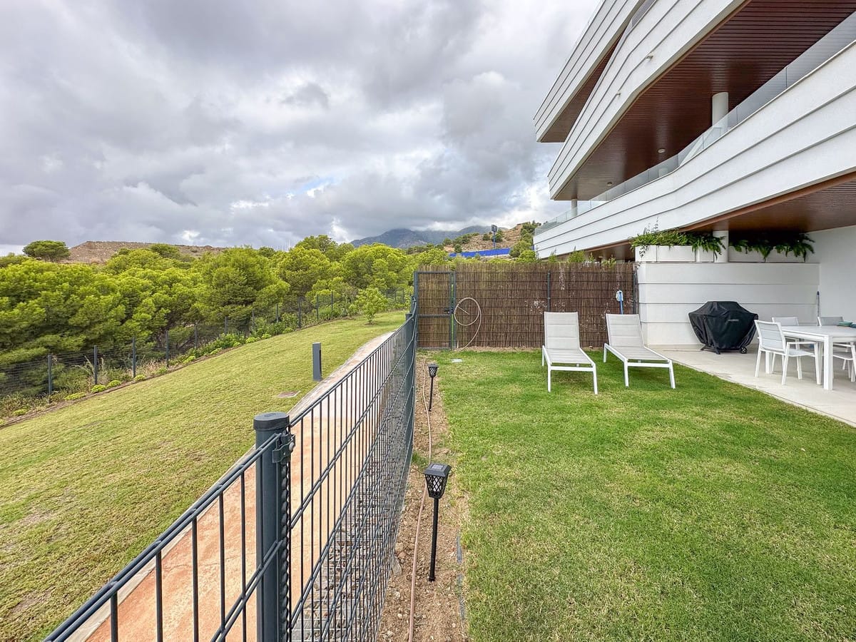 Twee-slaapkamerappartement op de begane grond in Higueron West in Higueron - foto 17