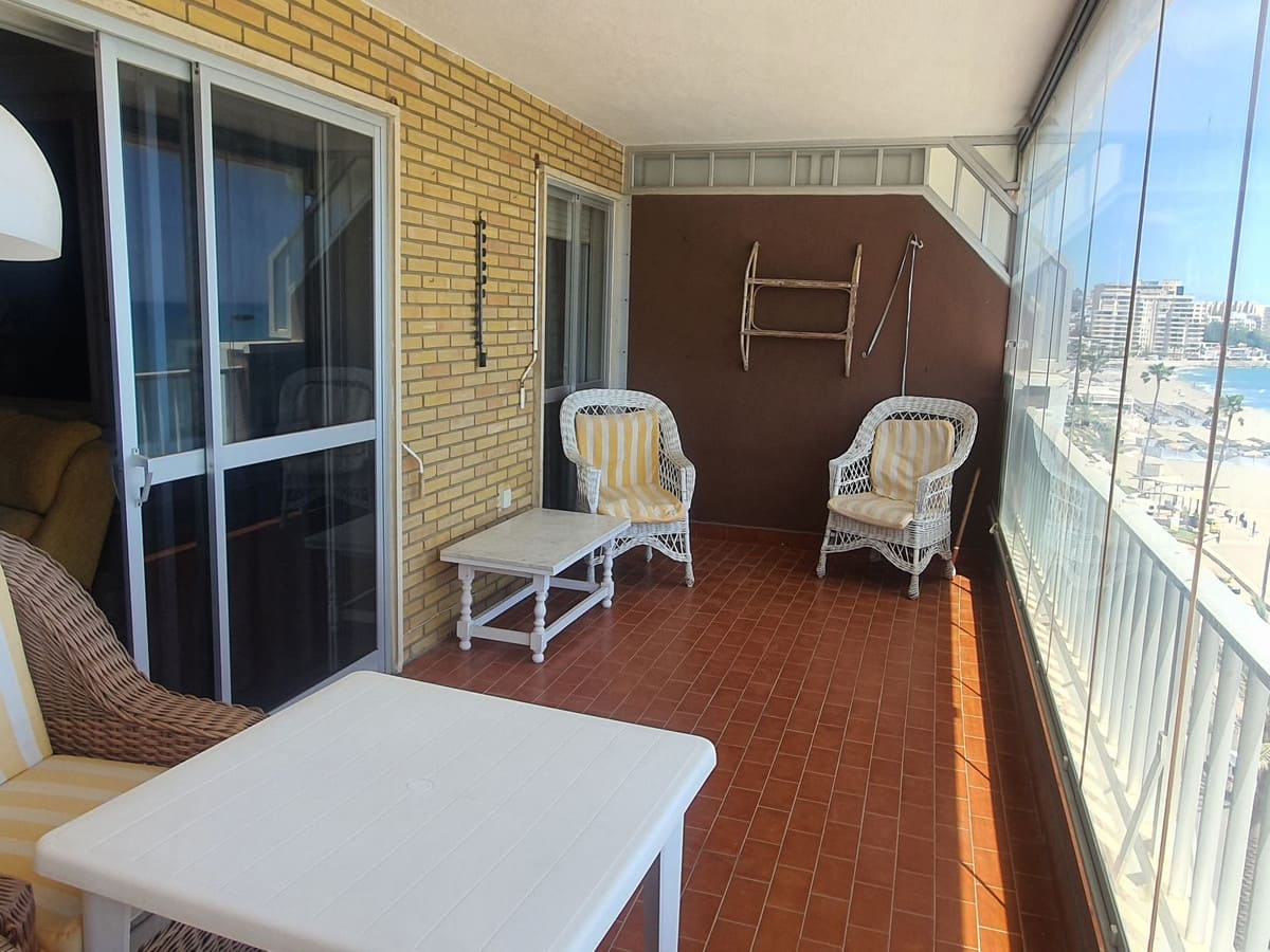 Drie-slaapkamer appartement aan de eerste lijn strand in Fuengirola in Fuengirola - foto 8