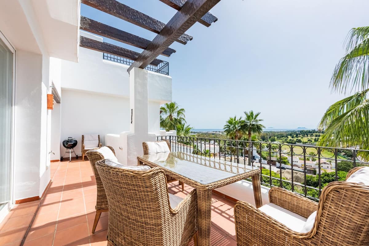 Drie-slaapkamer penthouse in Atalaya in Atalaya - foto 8