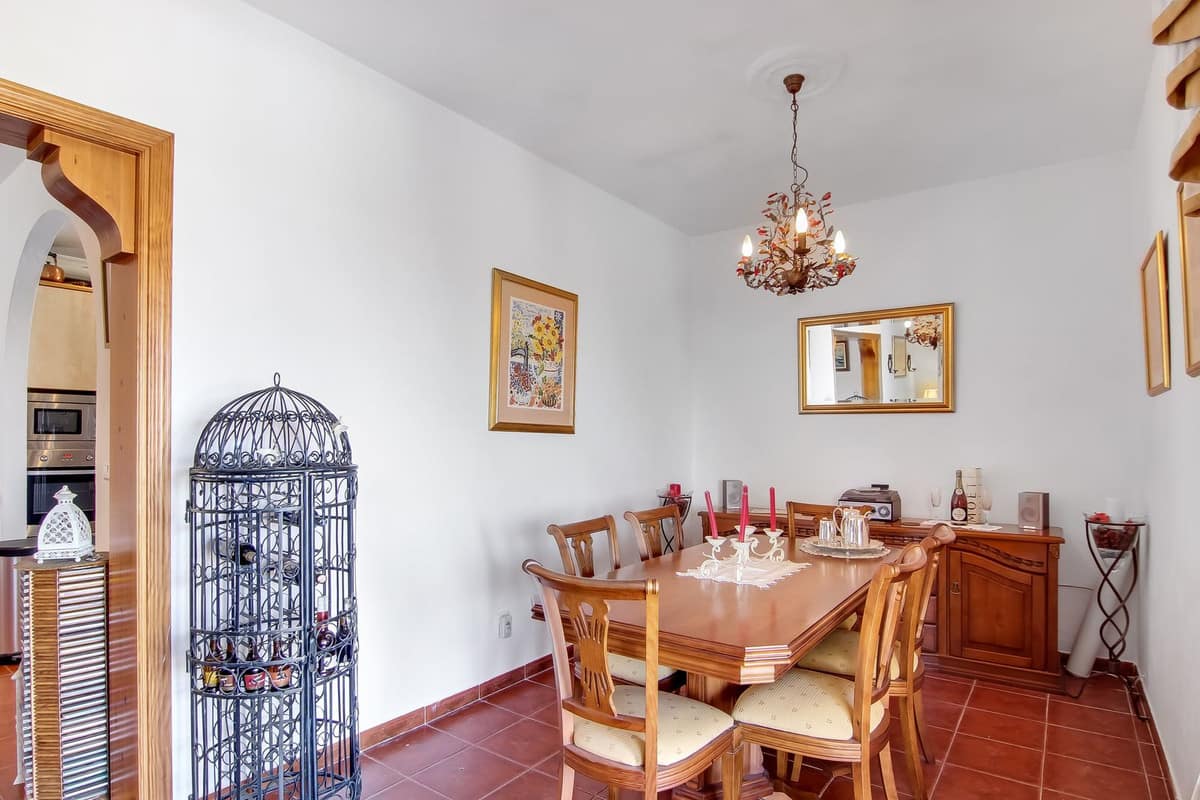 Finca met 3 slaapkamers in Guaro, Málaga in Guaro - foto 15