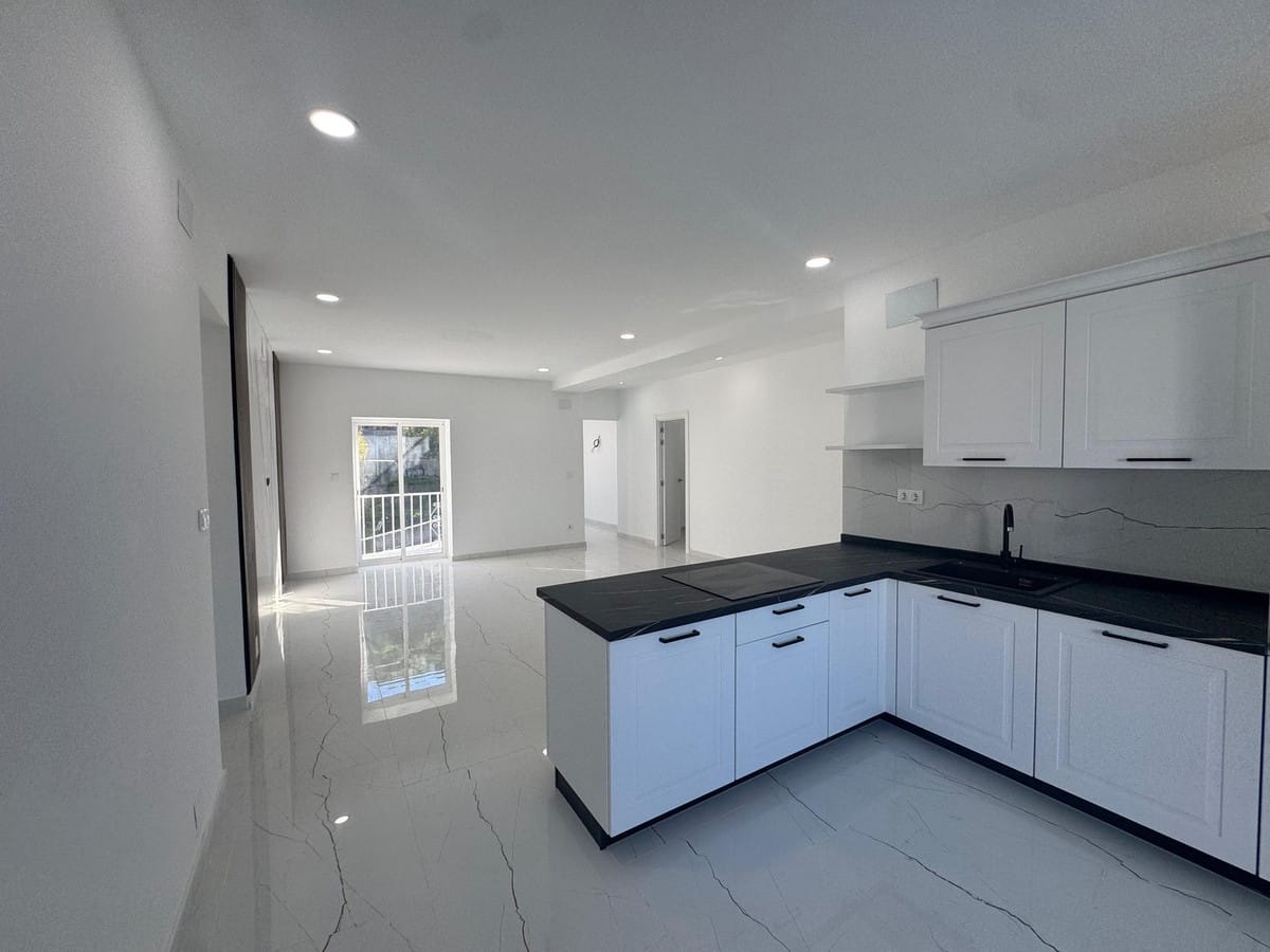 Gerenoveerd penthouse met 3 slaapkamers in Alhaurín el Grande in Alhaurín el Grande - foto 4