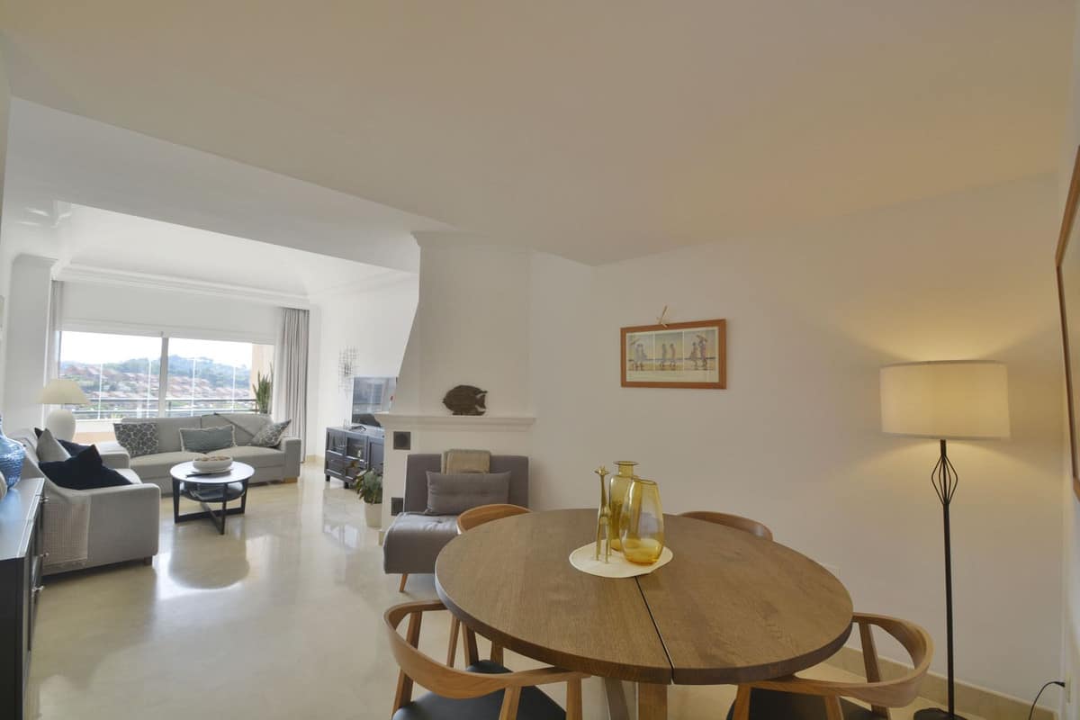 2 bedroom Apartment in Elviria in Elviria - foto 3