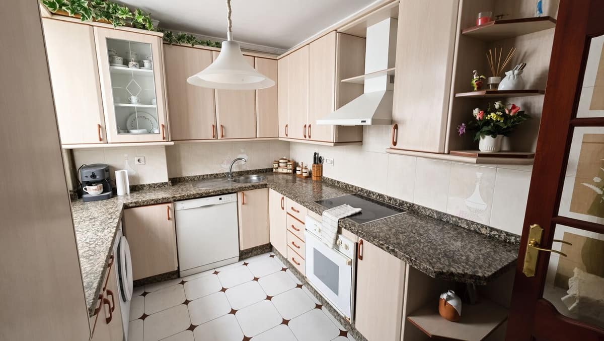 3 bedroom Apartment in Marbella in Marbella - foto 6