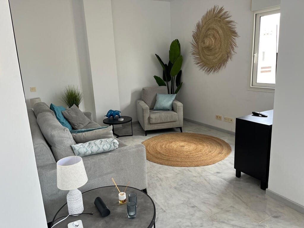 2 bedroom Apartment in Estepona in Estepona - foto 8