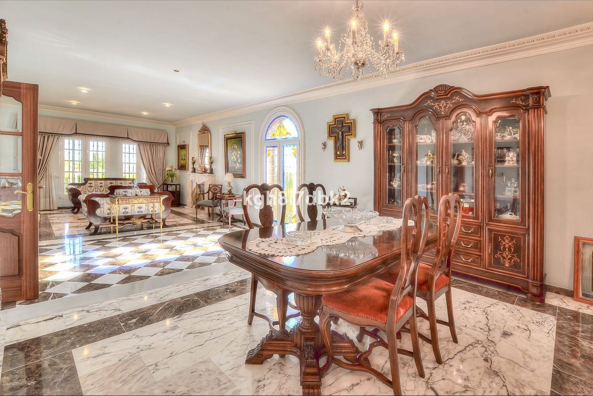 10 bedroom House in Benalmadena in Benalmadena - foto 11