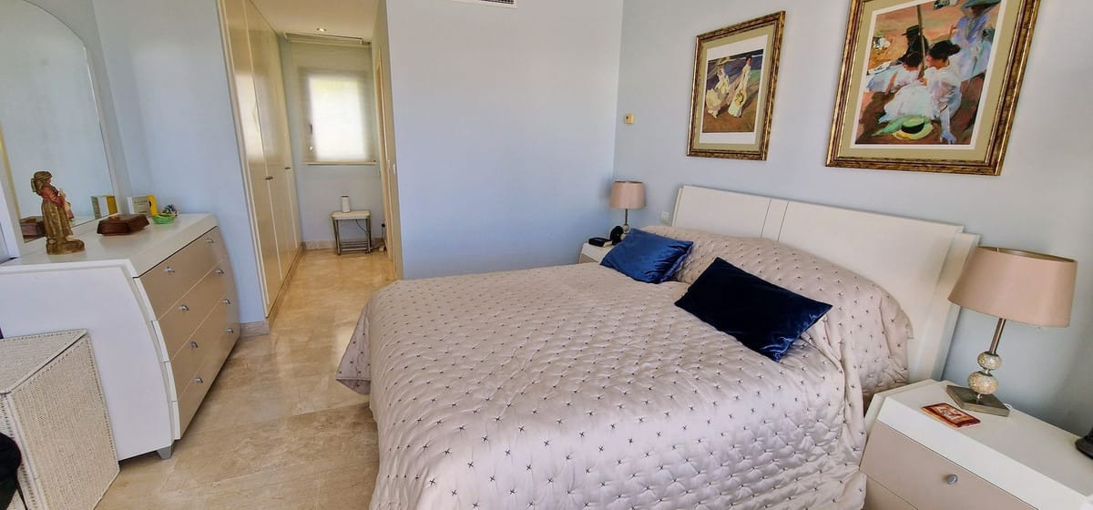 Drie-slaapkamer stadswoning in Cabopino in Cabopino - foto 12