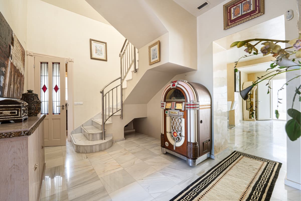 Finca met 4 slaapkamers in Pizarra in Pizarra - foto 8