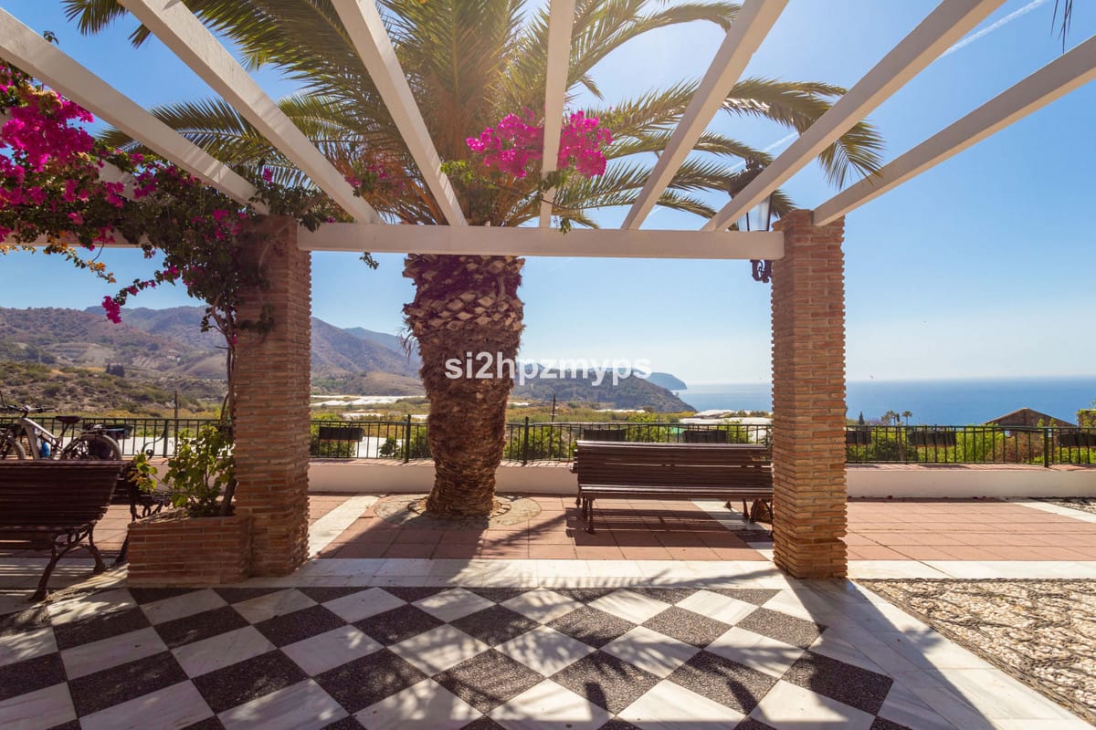 4-slaapkamer rijwoning in Maro (Nerja) in Nerja - foto 8