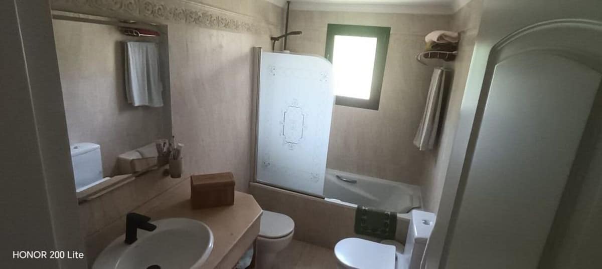 Drie-slaapkamerappartement in Elviria, Marbella in Marbella - foto 9