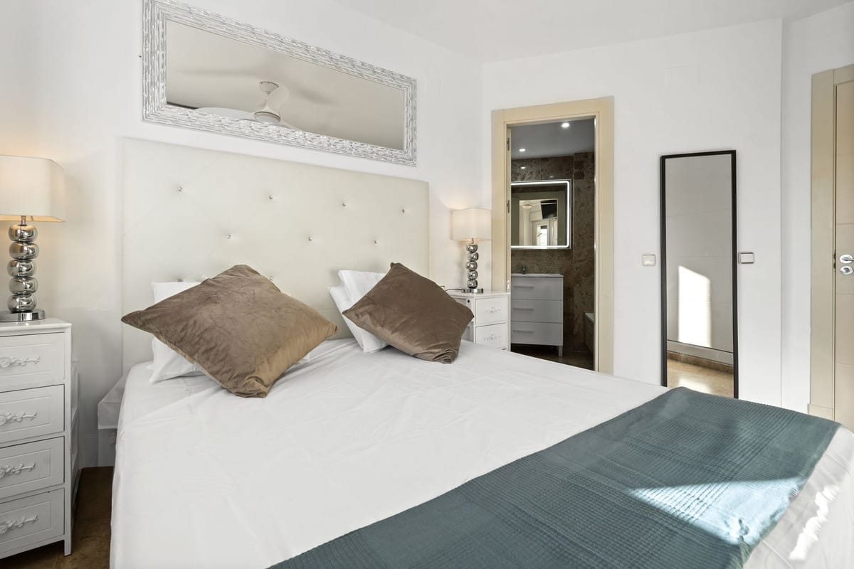 3-slaapkamer appartement nabij de haven van Estepona in Estepona - foto 18