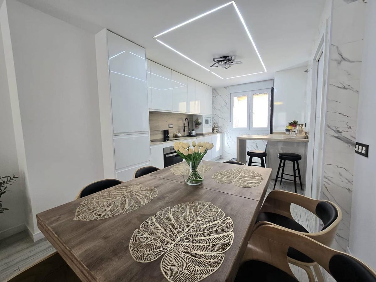 4-slaapkamerappartement in Málaga in Málaga - foto 5
