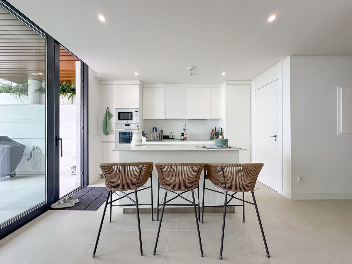 Twee-slaapkamerappartement op de begane grond in Higueron West in Higueron - foto 6