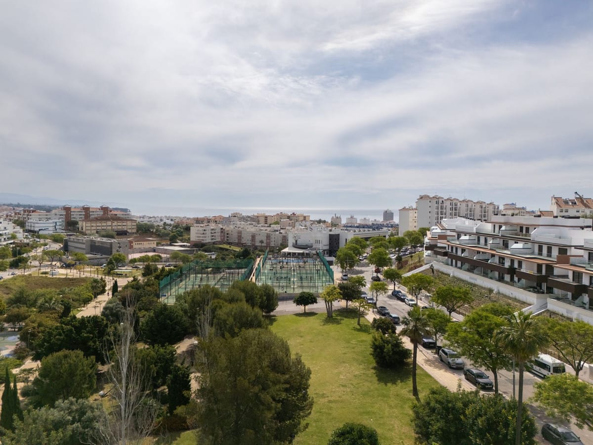 Estepona: 2-slaapkamer appartement, 93 m², directe verkoop in Estepona - foto 15