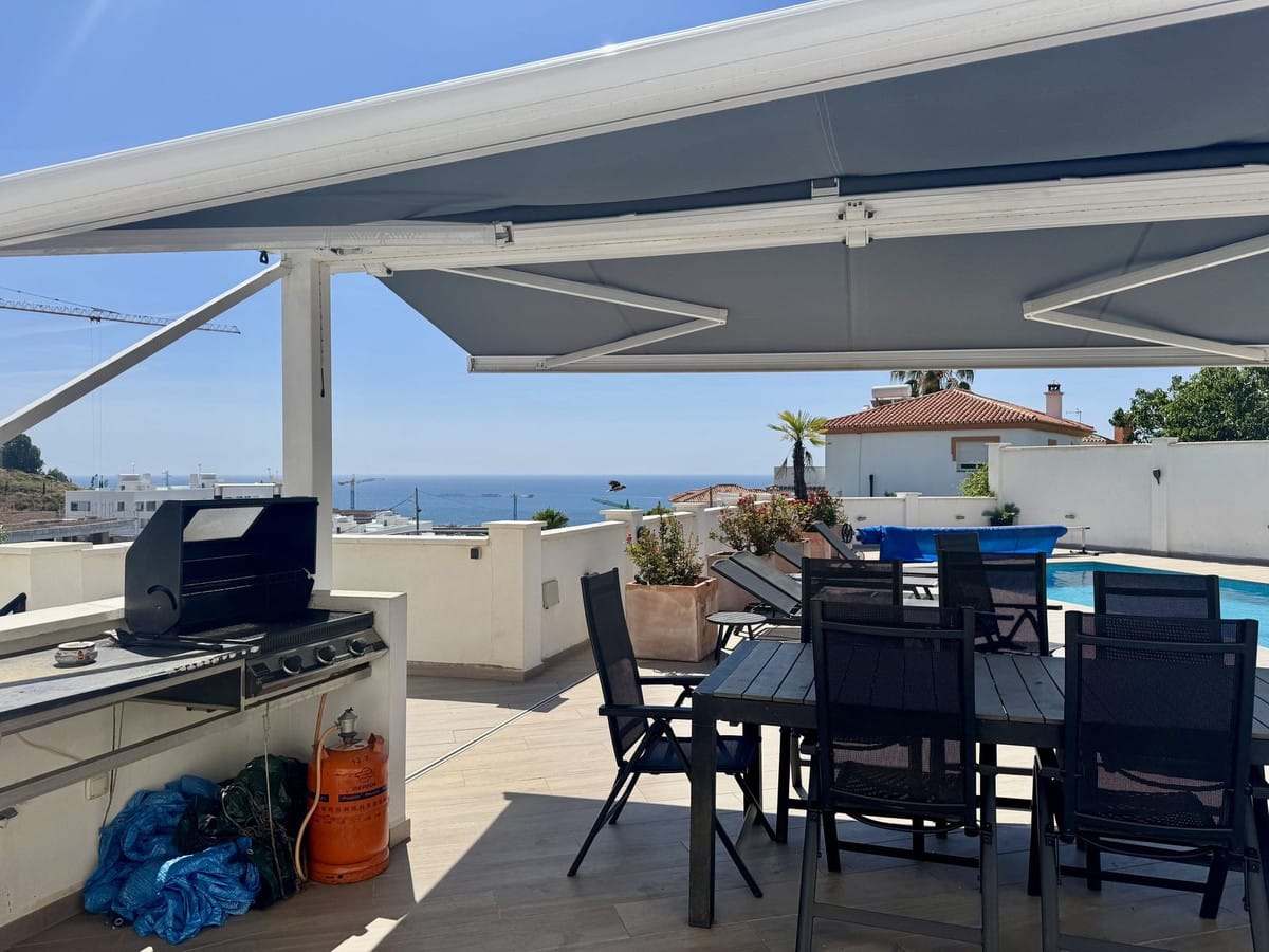 4-slaapkamer villa met zeezicht in Estepona in Estepona - foto 8