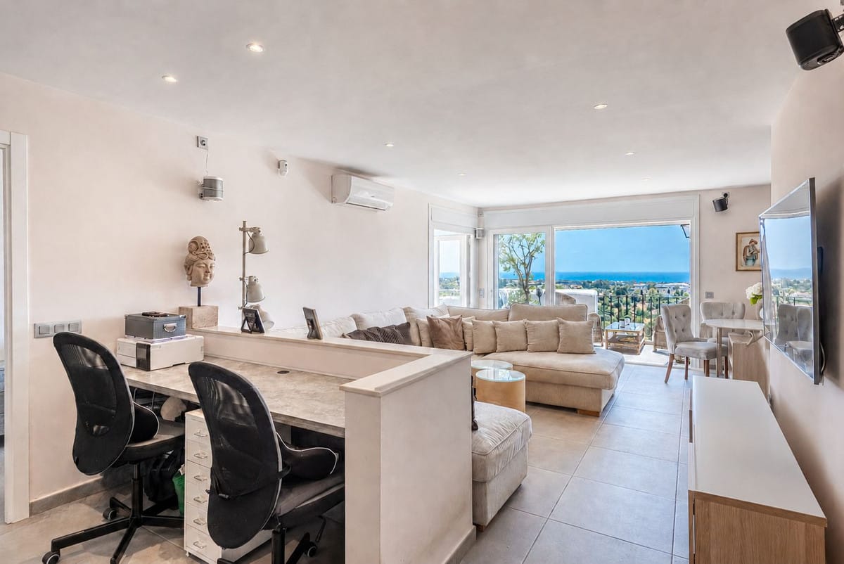 Penthouse met 2 slaapkamers in Los Almendros, Benahavís in Los Almendros - foto 7