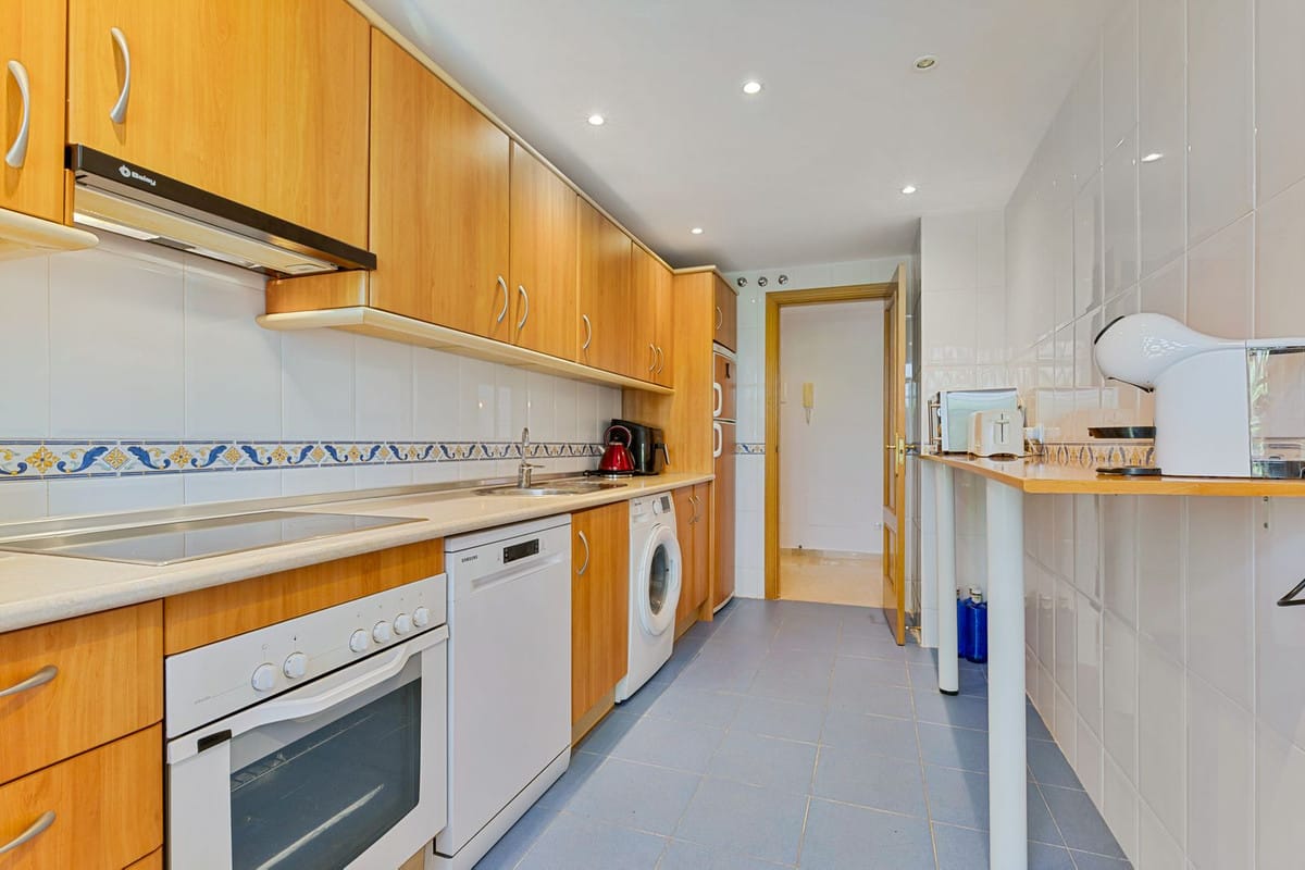 3 bedroom Apartment in Estepona - foto 10