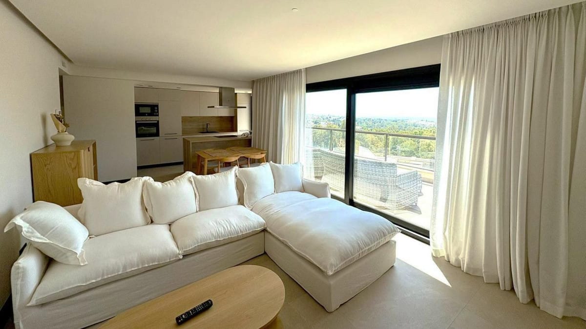 3 bedroom Apartment in Nueva Andalucía in Nueva Andalucía - foto 2