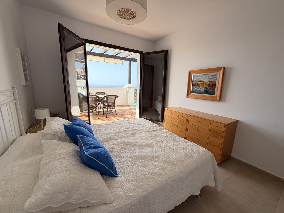 Duplex penthouse met 2 slaapkamers in Altos de los Monteros, Marbella in Los Monteros - foto 8