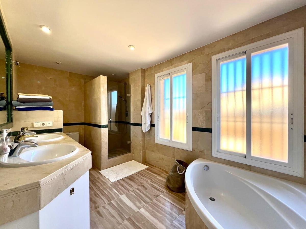 4 bedroom Apartment in Marbella in Marbella - foto 10