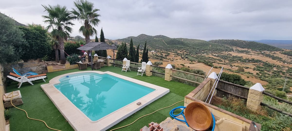 Finca met drie slaapkamers in Casares in Casares - foto 19