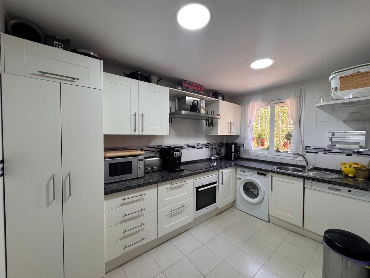 3 bedroom House in Estepona in Estepona - foto 8