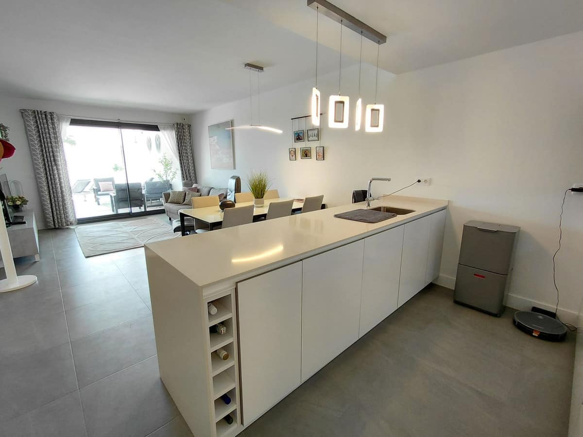 2-slaapkamer appartement in La Duquesa met zeezicht in La Duquesa - foto 6