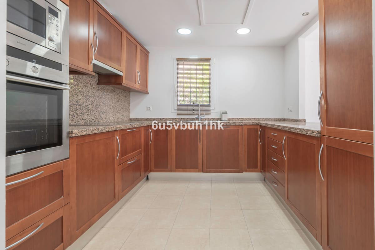 Drie-slaapkamer villa in Riviera del Sol in Riviera del Sol - foto 12