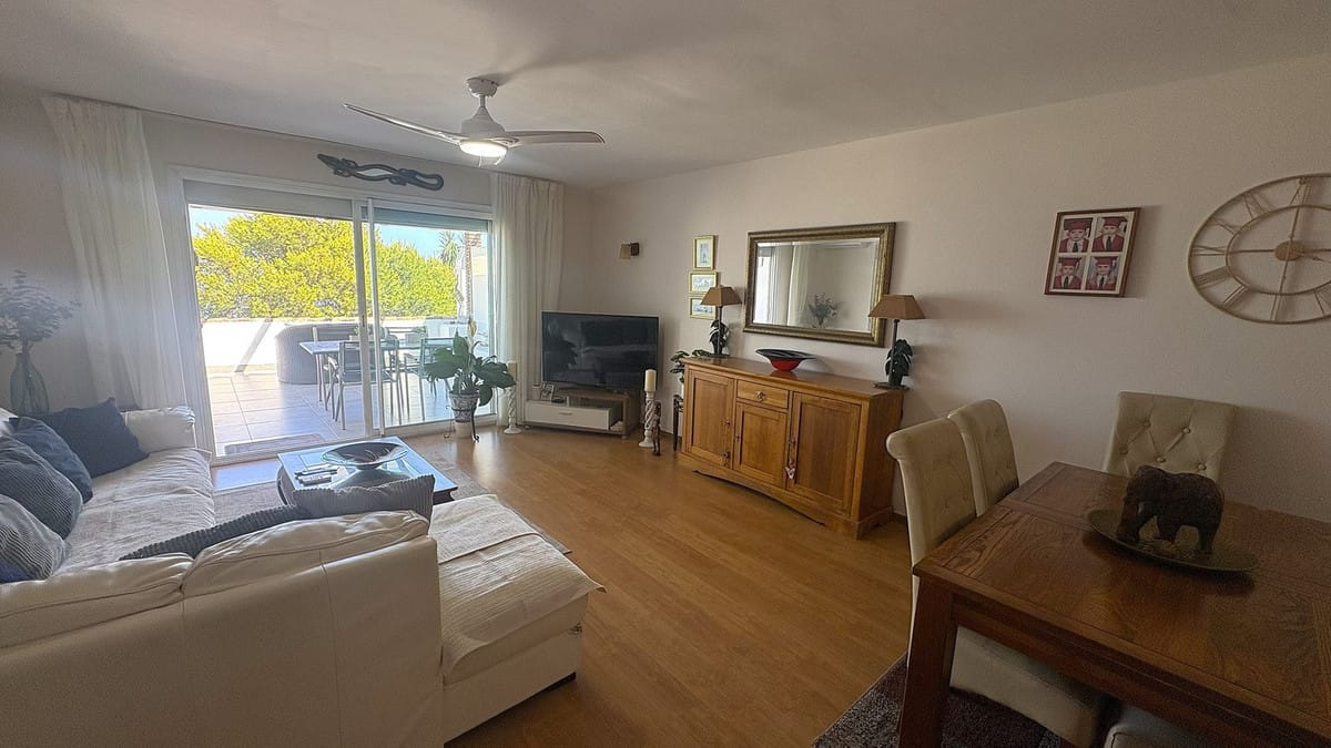 Drie-slaapkamer appartement in Estepona met zeezicht in Estepona - foto 9