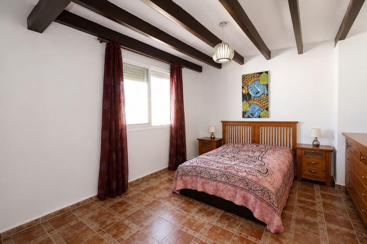 5-slaapkamer stadswoning in Marbella met onafhankelijk studio-appartement in Marbella - foto 12