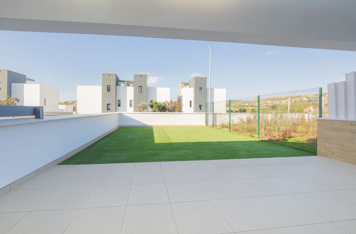 Vrijstaande villa in Estepona met 3 slaapkamers in Estepona - foto 2