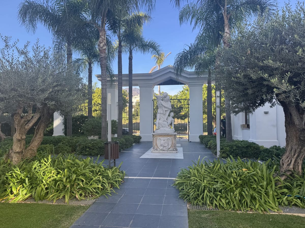 2-slaapkamer appartement aan het strand in Estepona in Estepona - foto 13